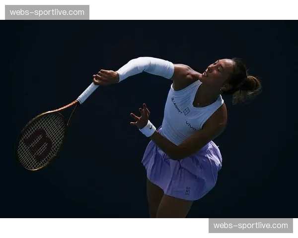 WTA迈阿密公开赛：郑钦文抵达赛地，首轮轮空将静候对手