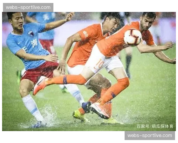 裁判新规强调“提高净比赛时间”，执法尺度受关注