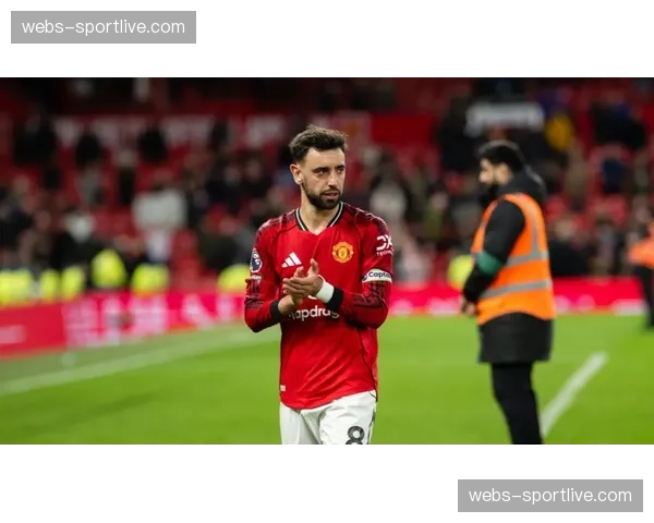 利兹联客场2-1击败曼联，奥卡福梅开二度，终结45年客场不胜红魔纪录