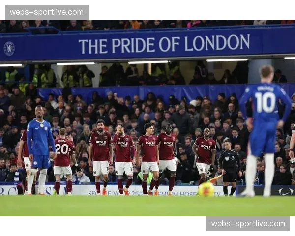 水晶宫0-0西汉姆联互交白卷，平局结果直接决定狼队降级命运